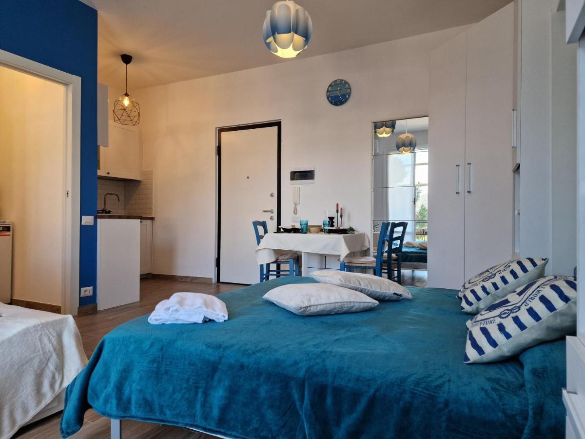 피에트라리구레 650 Metri Dal Mare - Wifi - Terrazzo - Piscina - A/C 아파트 외부 사진