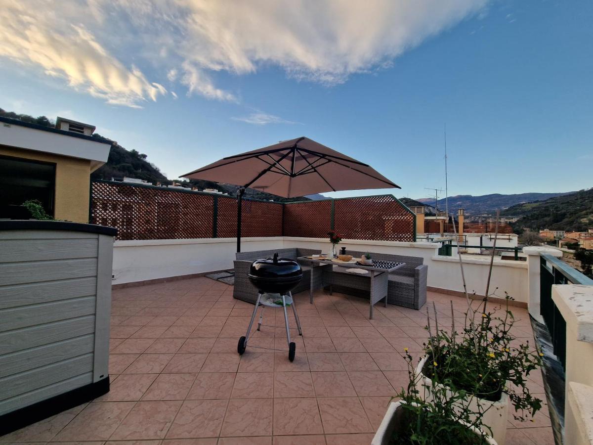 피에트라리구레 650 Metri Dal Mare - Wifi - Terrazzo - Piscina - A/C 아파트 외부 사진